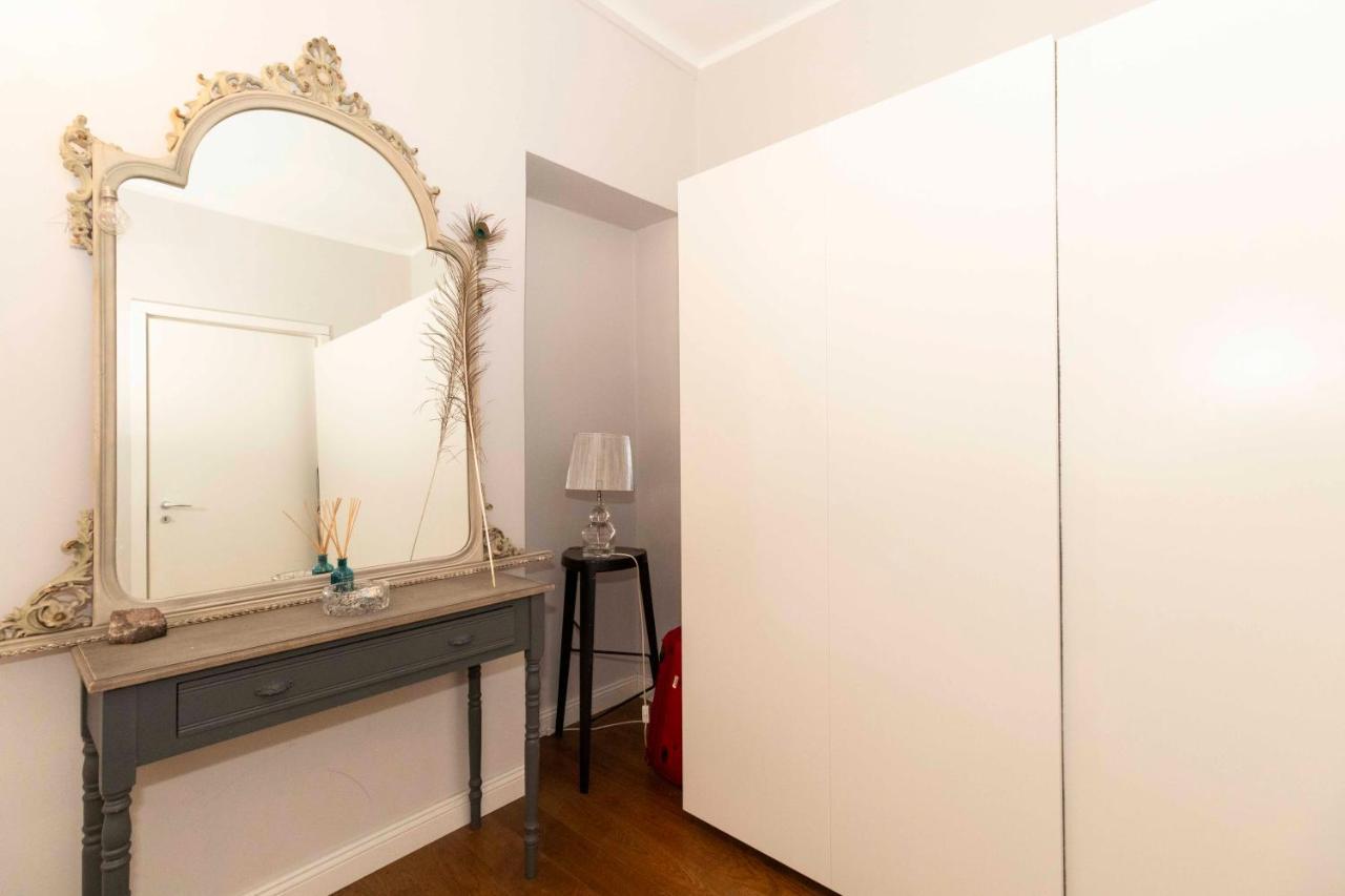 Piazza Filiberto Central Apartment Турин Екстер'єр фото